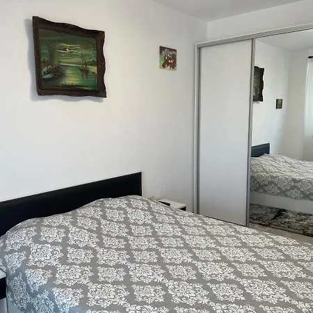 Apartment Iany