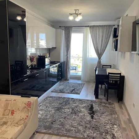 Iany Apartment Navodari