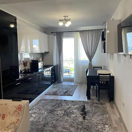Iany Apartment *