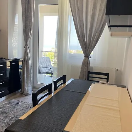 Apartment Iany *