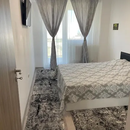 Iany Apartment Navodari