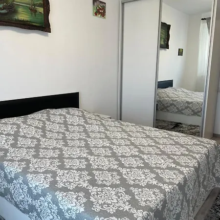 Iany Apartment Navodari